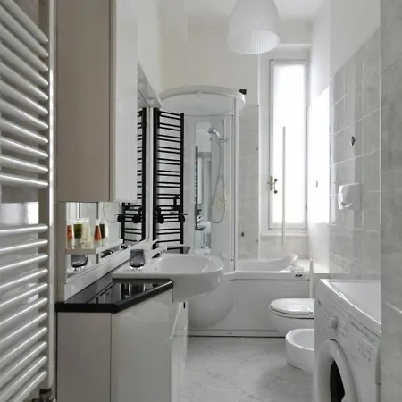 Garigliano By Halldis * ミラノ